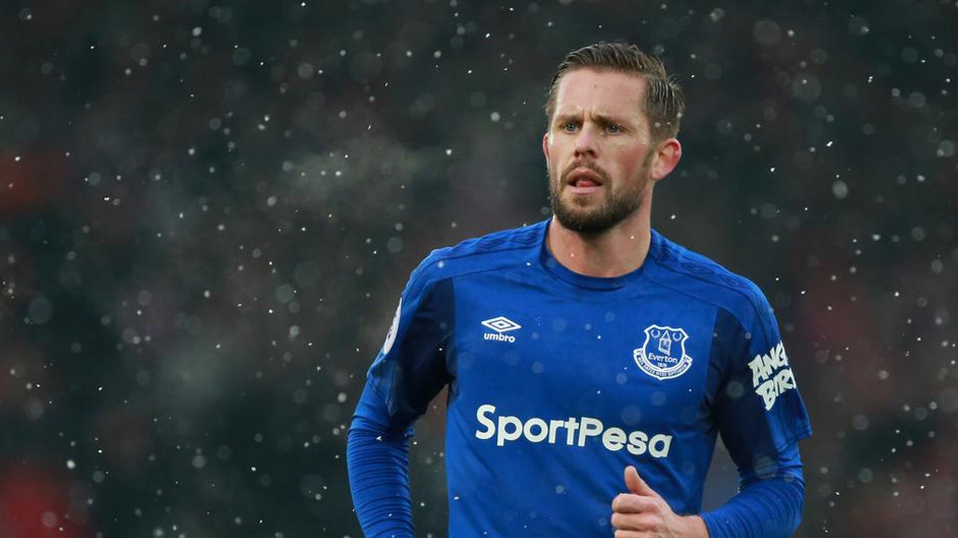 美因茨主场失球,德甲保级前景一片迷茫,美因茨足球俱乐部德甲排名